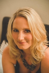 nadine2308